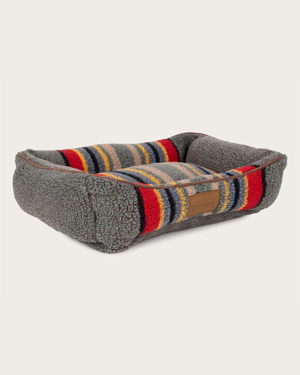 ALTERNATE VIEW OF YAKIMA CAMP PET BED - KUDDLER IN GREEN HEATHER image number 4