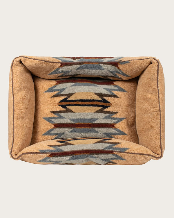 ALTERNATE VIEW OF WYETH TRAIL PET BED - KUDDLER IN BEIGE image number 2