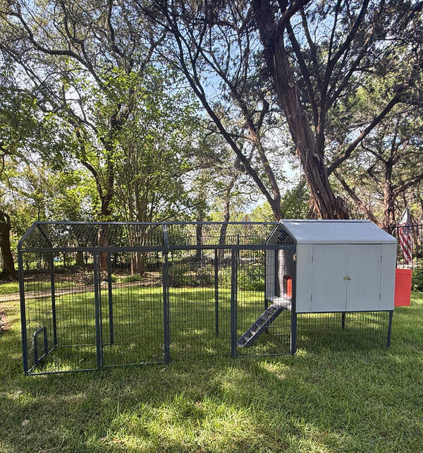 The Smart Coop + Extended Range Run (+ Free Chicks! 🐣 + Solar! ☀️)