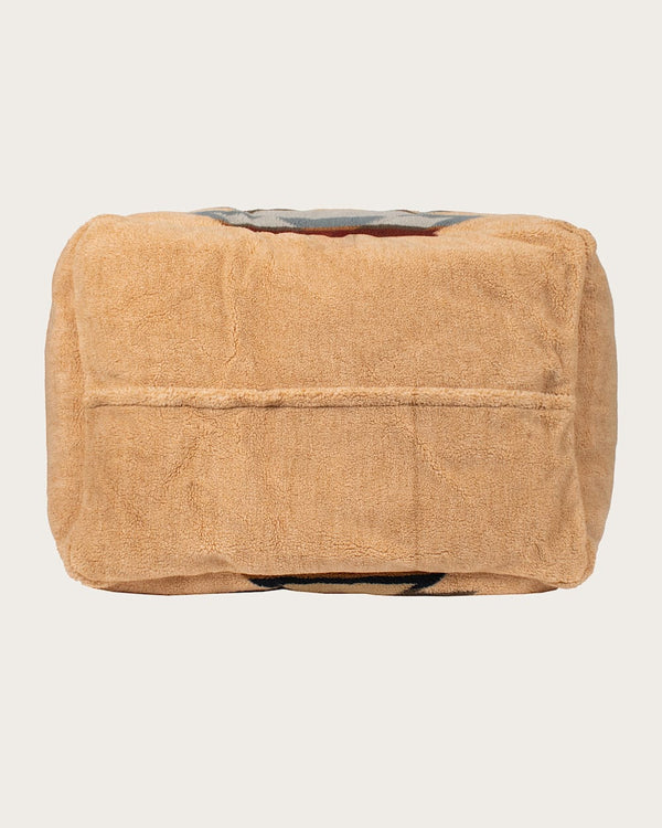 ALTERNATE VIEW OF WYETH TRAIL PET BED - KUDDLER IN BEIGE image number 5