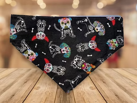 Rocky Mountain Hound Dog Bandanas XXS-S (24 Styles Available)